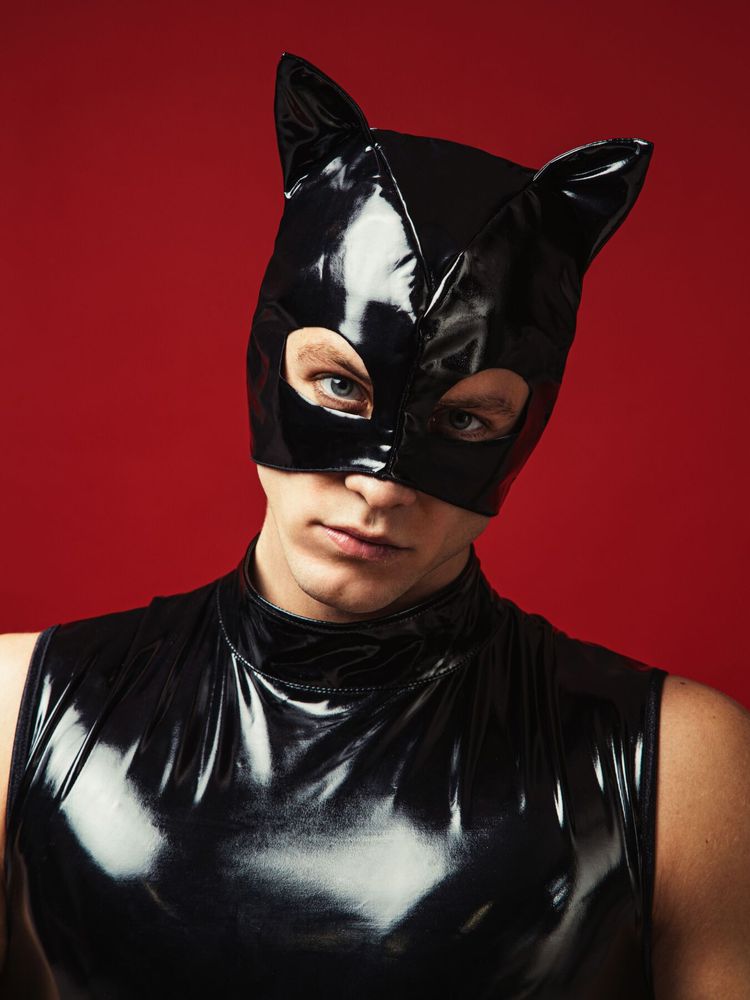 Лакована чорна маска D&A Кіт SO6762-SO-T фото
