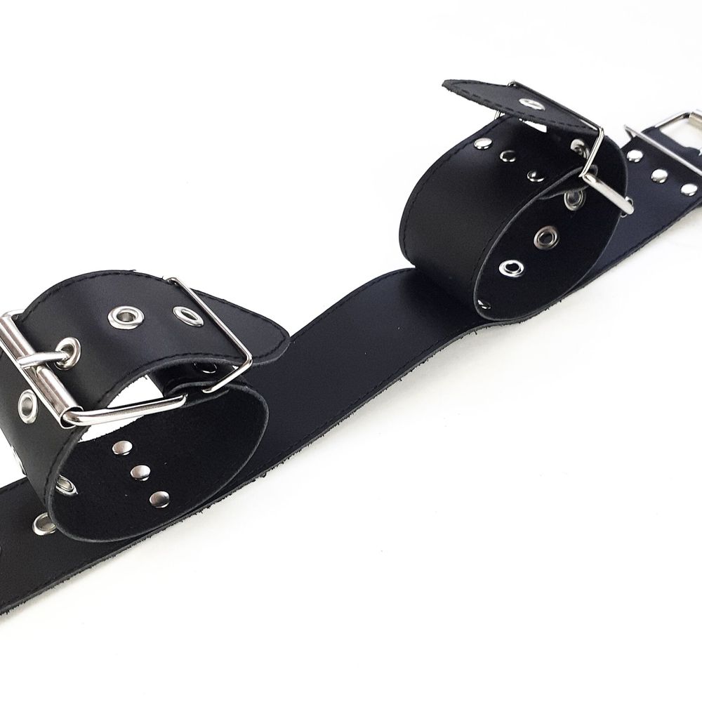 Ошейник с наручниками из натуральной кожи Art of Sex - Bondage Collar with Handcuffs SO6618-SO-T фото